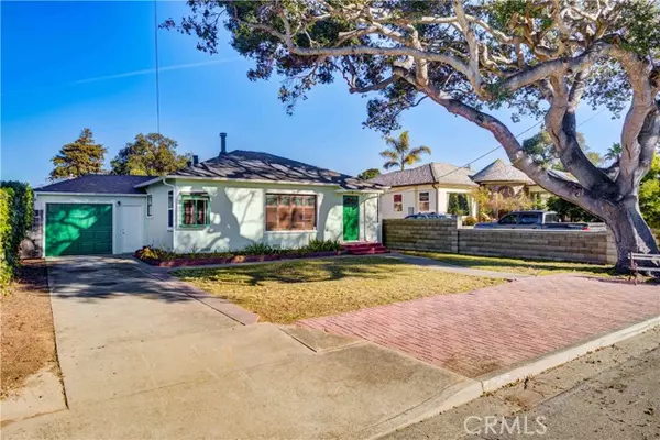 1086 Ash Street, Arroyo Grande, CA 93420