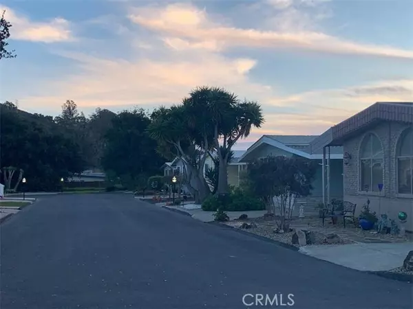 Arroyo Grande, CA 93420,801 Muirfield #1