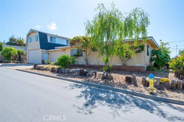 2255 Alexander Avenue, Los Osos, CA 93402