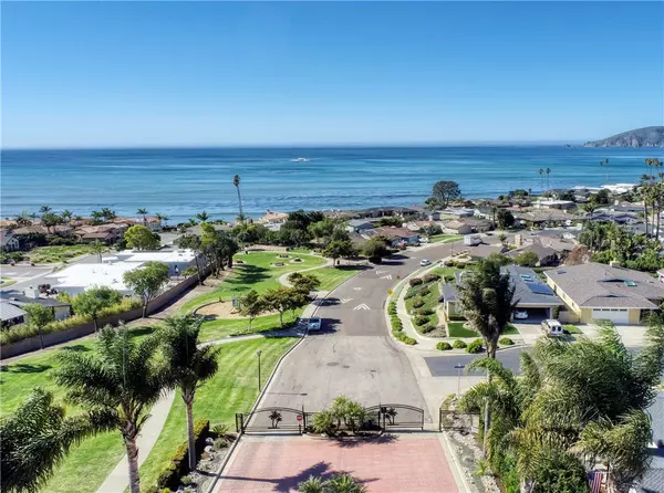 Pismo Beach, CA 93449,226 Encanto Avenue