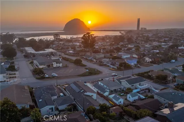 Morro Bay, CA 93442,484 Piney Way