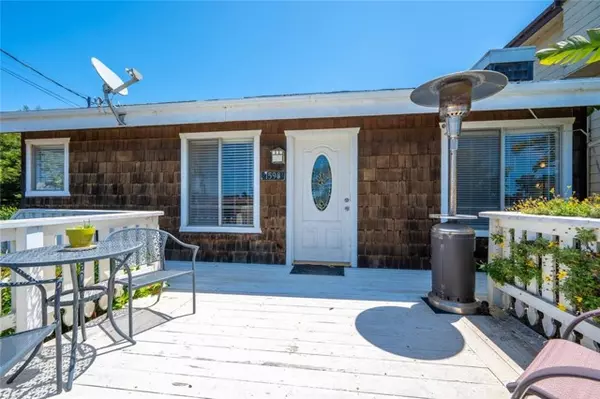 Cambria, CA 93428,1598 Richard Avenue