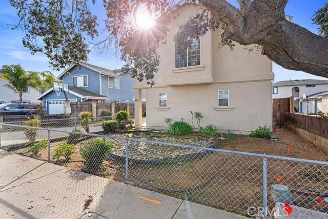 Grover Beach, CA 93433,952 Seabright Avenue