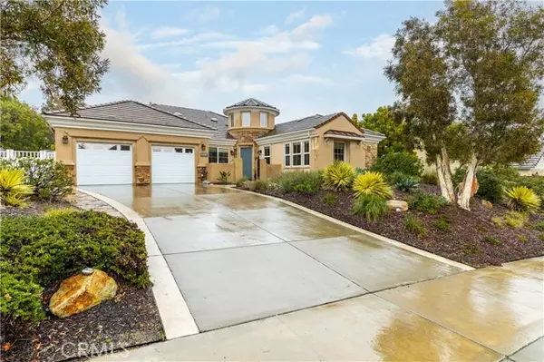 346 Village Glen Drive, Arroyo Grande, CA 93420