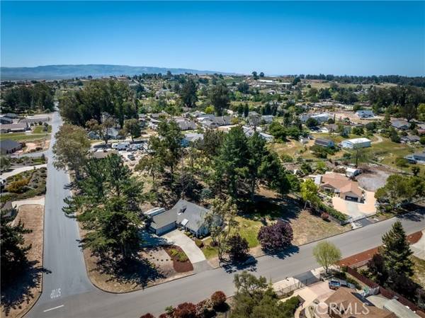 335 Eucalyptus Road, Nipomo, CA 93444