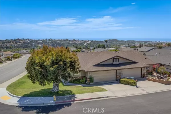 781 Panorama Drive, Pismo Beach, CA 93449