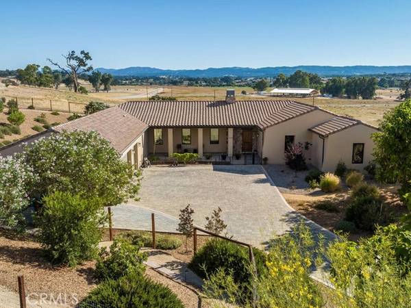 1210 Fire Rock, Templeton, CA 93465