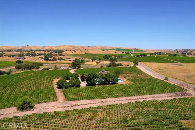 4540 E Highway 41, Paso Robles, CA 93446