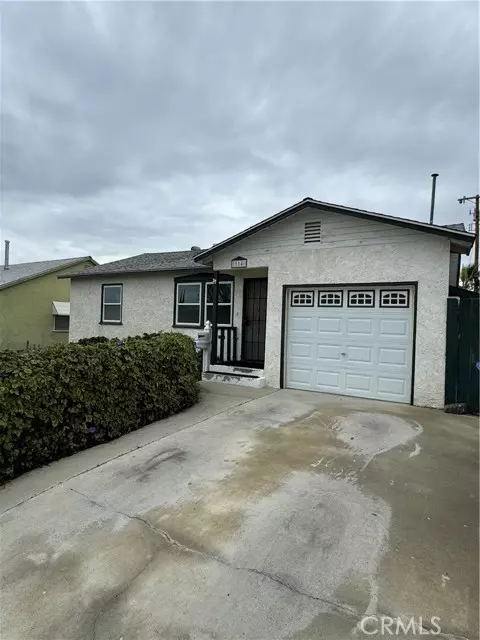 114 Woodlawn Avenue, Taft, CA 93268