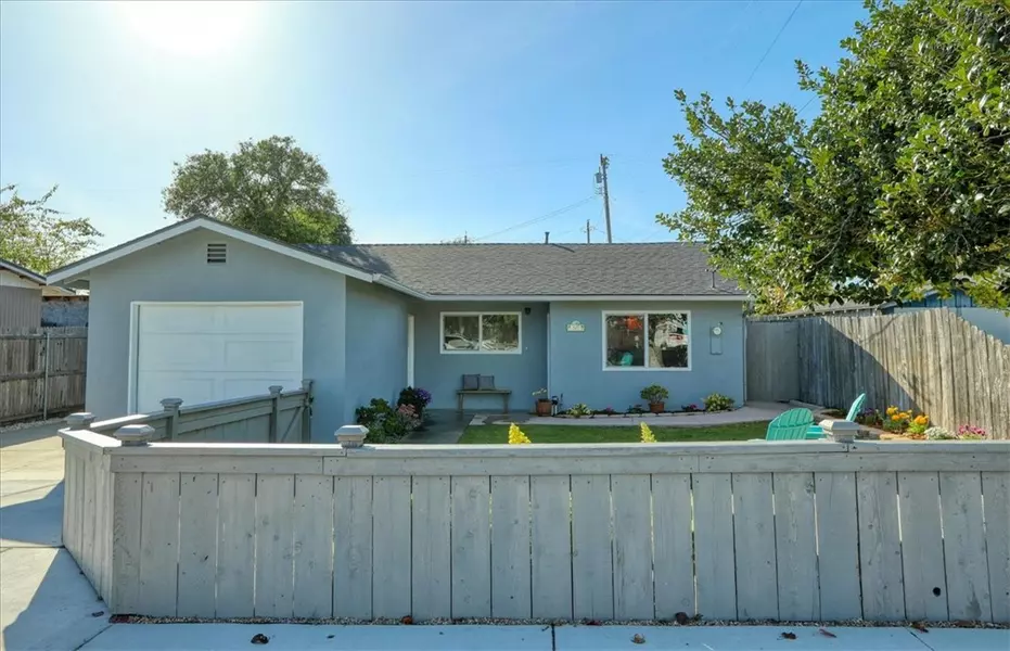 547 N 9th Street, Grover Beach, CA 93433