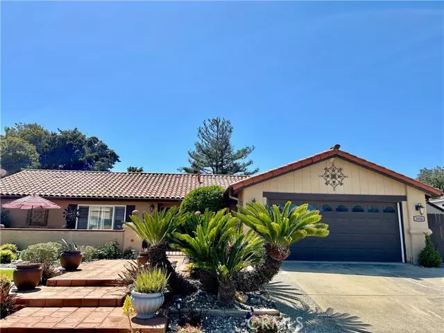 1026 Foxenwood Drive, Santa Maria, CA 93455