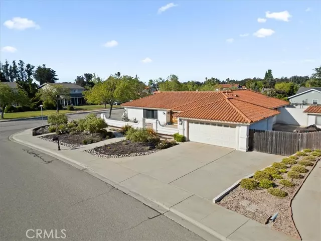 4330 Burlington Drive, Santa Maria, CA 93455