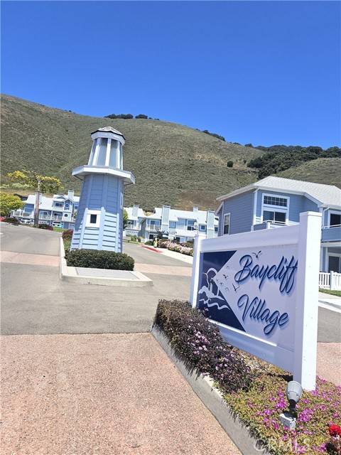 Pismo Beach, CA 93449,320 Foothill Road #7