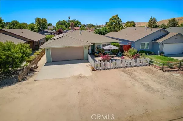 245 North 4th Street, Shandon, CA 93461