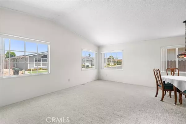 Santa Maria, CA 93458,910 Vista Del Sol