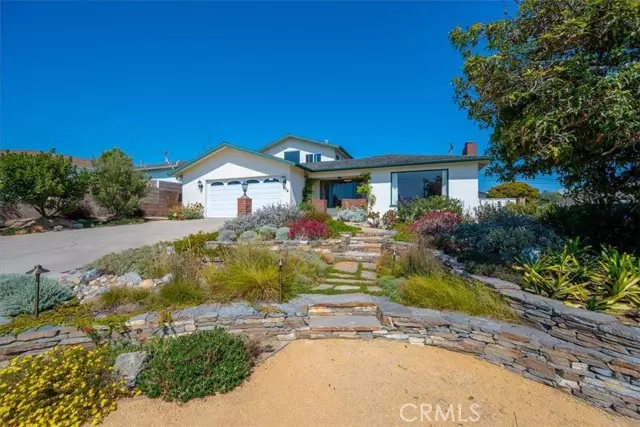 Arroyo Grande, CA 93420,174 Fair View Drive