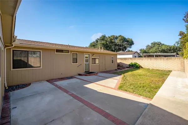 Nipomo, CA 93444,215 Encino Lane