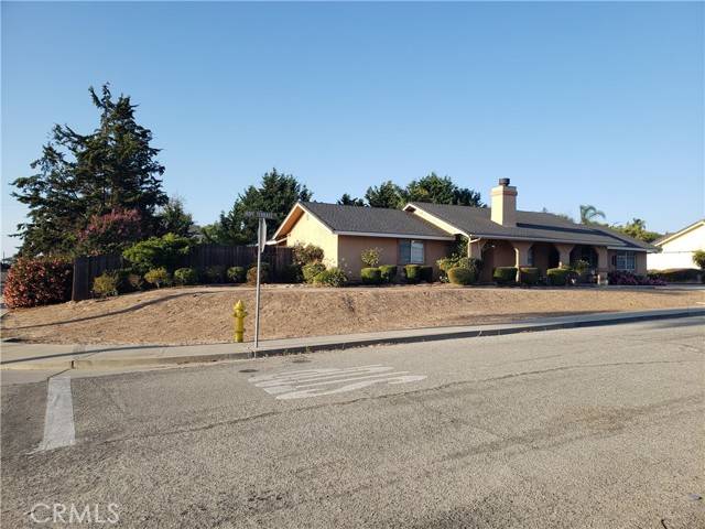 621 Hope Terrace Court, Santa Maria, CA 93455