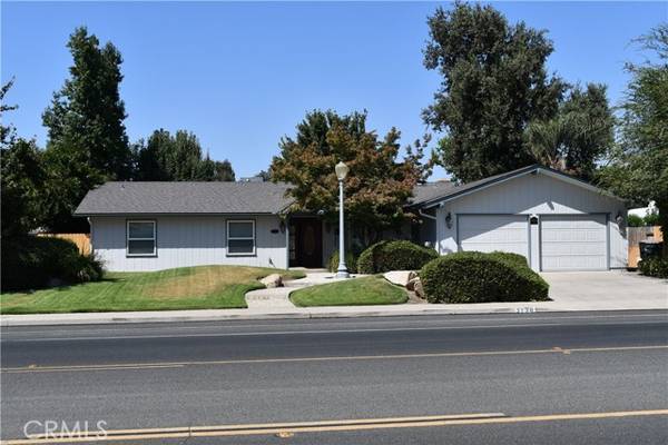 3138 W Mill Creek Drive, Visalia, CA 93291