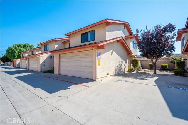 645 E Newlove Drive #C, Santa Maria, CA 93454