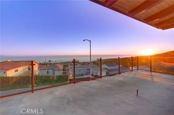 Pismo Beach, CA 93449,1081 Longview Avenue