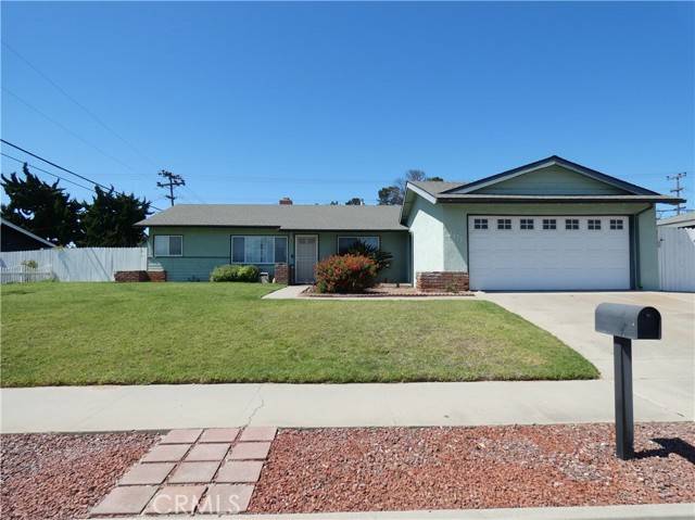 3177 Lancaster Drive, Santa Maria, CA 93455