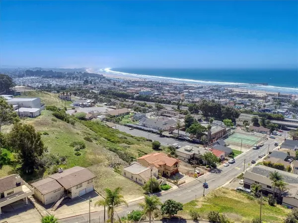 600 Wadsworth, Pismo Beach, CA 93449