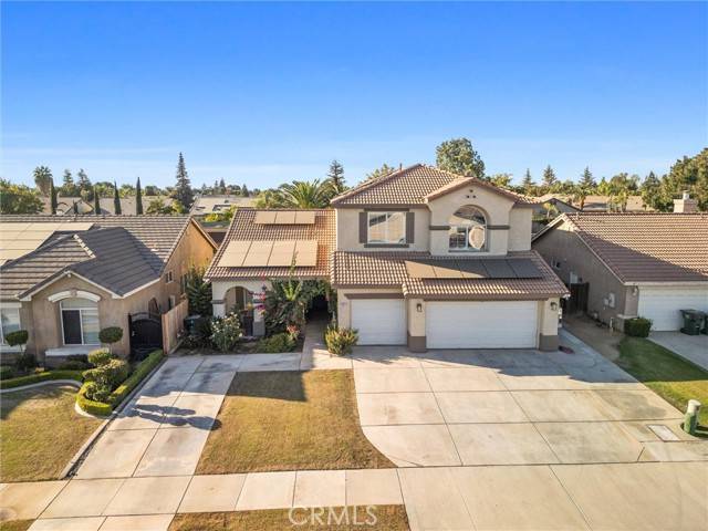 5911 Royalston Falls Drive, Bakersfield, CA 93312