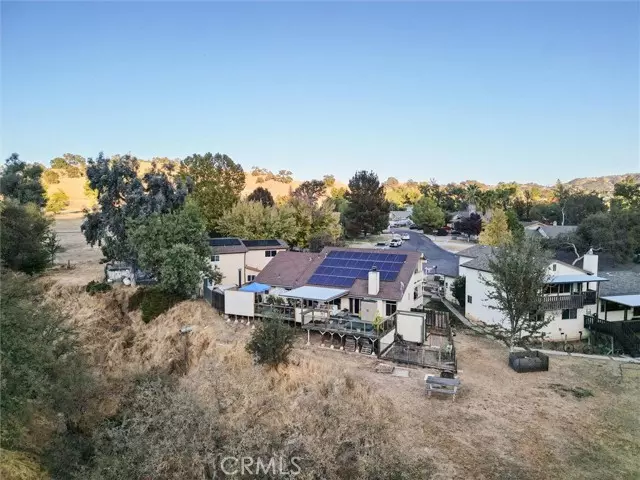 Paso Robles, CA 93446,2841 Black Horse Lane