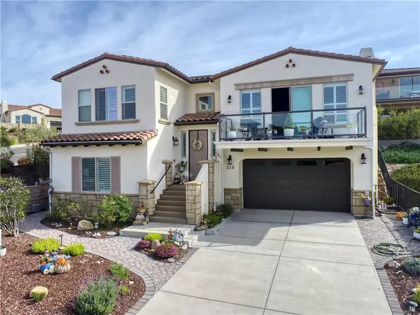 215 Santos Way, Pismo Beach, CA 93449