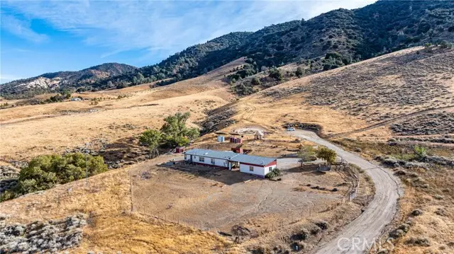 19180 Klamath Road, Tehachapi, CA 93561