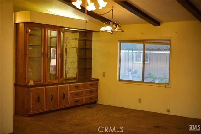 720 E Worth Ave #32, Porterville, CA 93257