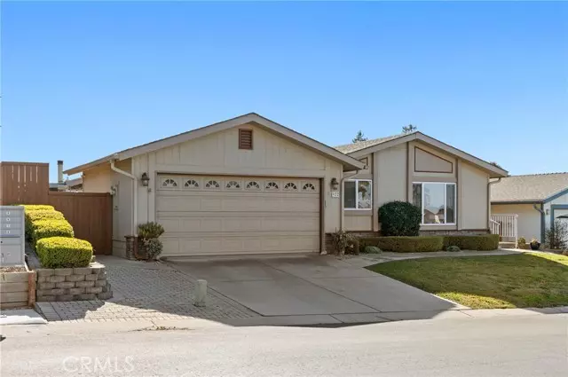 922 Roadrunner Drive, Santa Maria, CA 93455