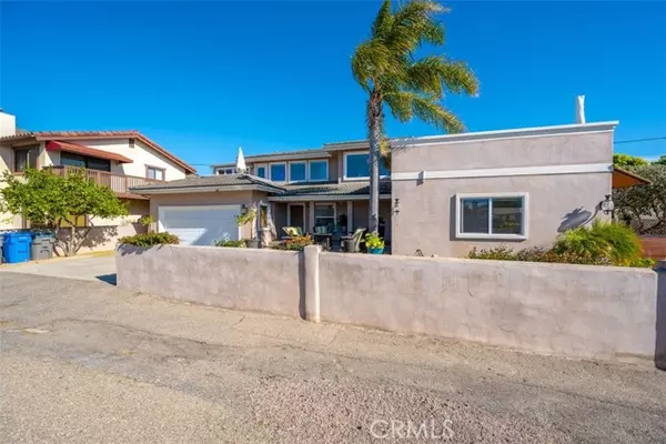 345 Capistrano Avenue, Pismo Beach, CA 93449