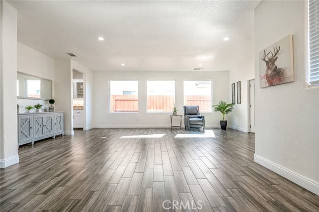 Visalia, CA 93291,5806 W Sunnyview Avenue
