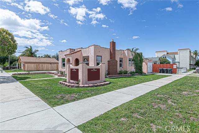 Santa Maria, CA 93454,323 Vine Street