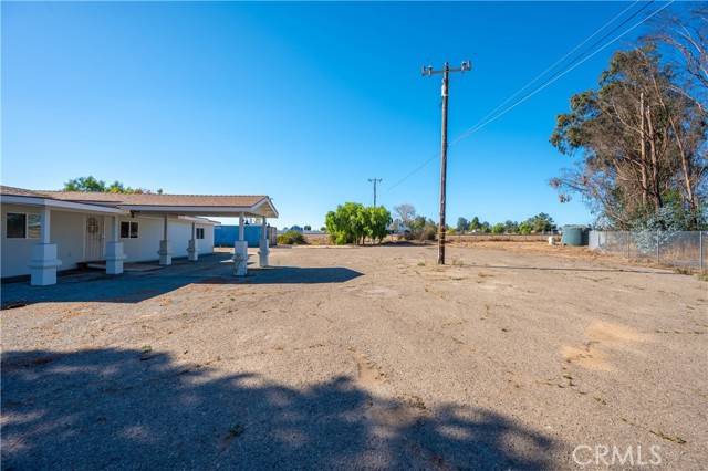 840 S Oak Glen Avenue, Nipomo, CA 93444