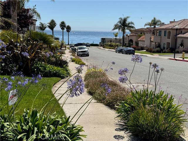 137 Beachcomber Drive, Pismo Beach, CA 93449