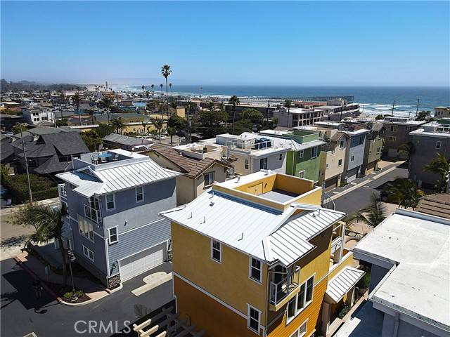 Pismo Beach, CA 93449,393 Wadsworth Avenue
