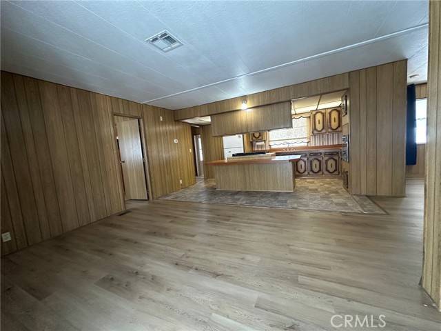 Pismo Beach, CA 93449,140 S Dolliver #103