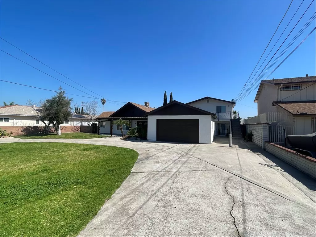 La Mesa, CA 91942,4771 68th Street