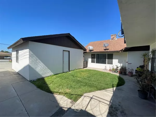 La Mesa, CA 91942,4771 68th Street