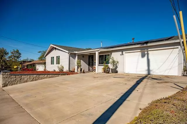 9474 Wharton Road, Santee, CA 92071