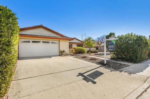 Santee, CA 92071,9603 Pebble Beach Drive