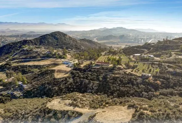 Wildomar, CA 92595,23350 Crab Hollow