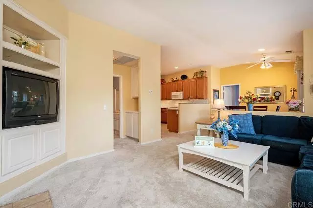 2074 BARBADOS COVE #1, Chula Vista, CA 91915