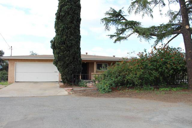 6702 Hibiscus Drive, Lemon Grove, CA 91945