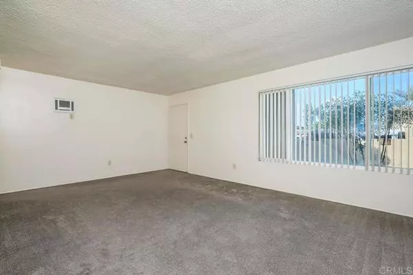 Chula Vista, CA 91911,1585 MENDOCINO DR #10