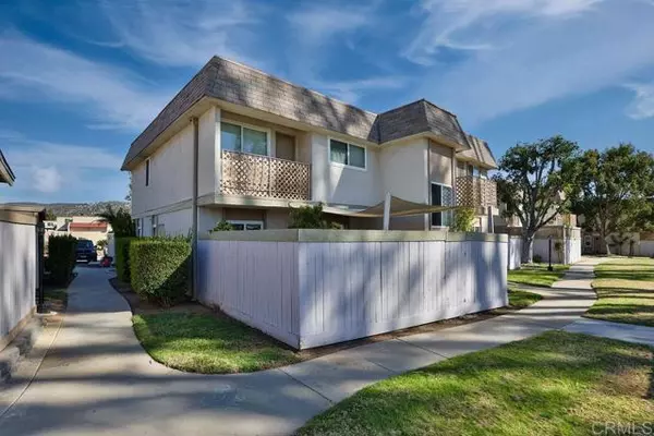 Santee, CA 92071,10331 Santana Ranch Drive