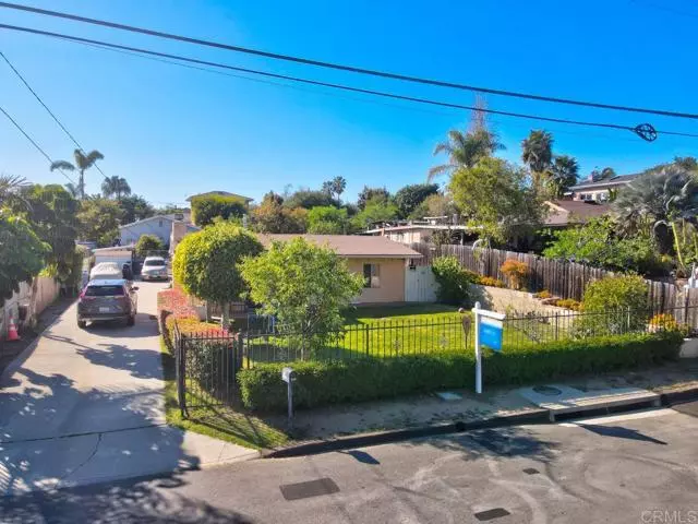 836 Del Rio Avenue, Encinitas, CA 92024